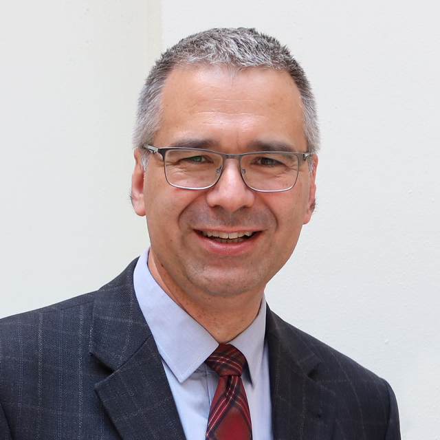 dr hab. inż. Teodor Buchner, prof. PW